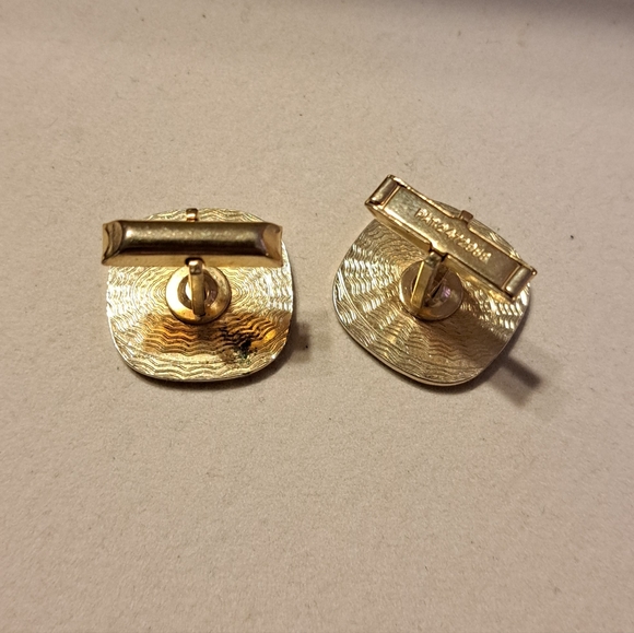 Vintage Gold Tone Rounded Mens Cufflinks - Picture 3 of 4